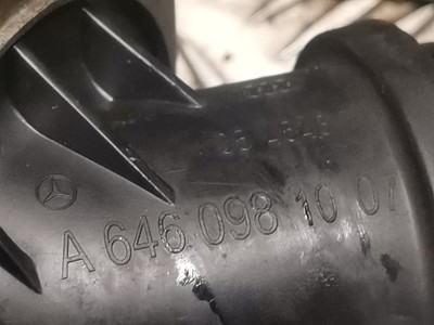 Mercedes-Benz C E Class W204 W211 220 CDI Air Charging Pipe 
