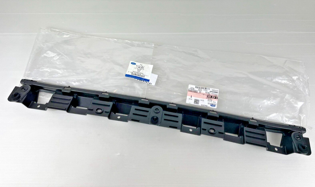 FORD PUMA 2020 ON REAR BUMPER CENTRE SUPPORT BRACKET MOUNT NEW 