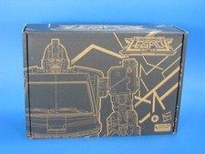 Transformers DK-2 Guard 2022 Figure Deluxe Class Legacy Generations Selects