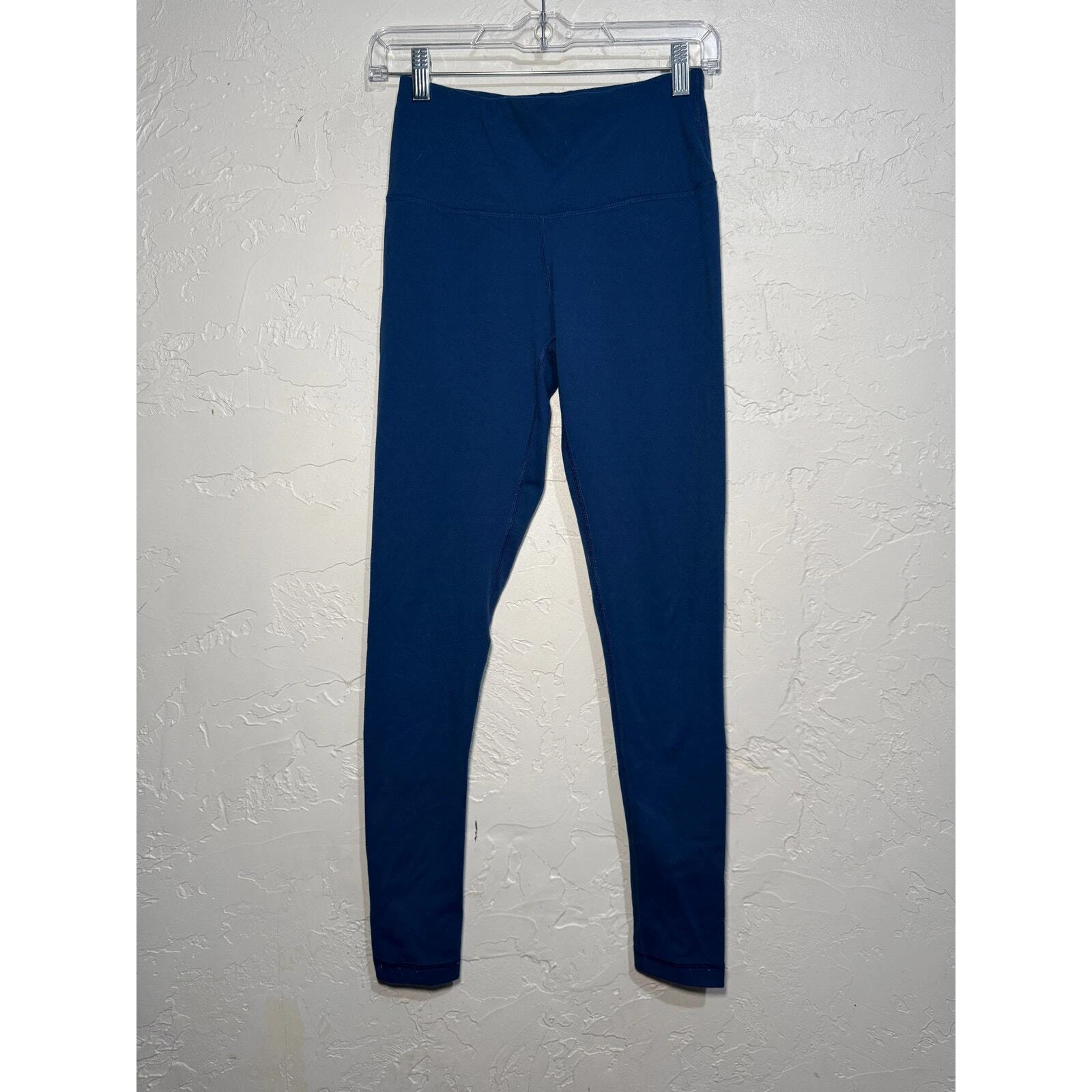 yogalicious criss cross cut out athleisure casual leggings