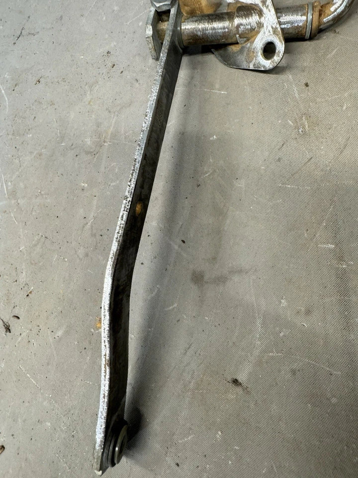 Chevy Impala 1963 1964 acelerador de carburador pedal de gasolina acoplamiento de carburador Belair 327 283 Foto 4 de 4