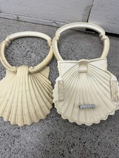 pair of vintage 1970s Homco seashell-shaped towel ring holders