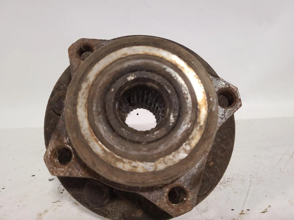 Buje de rueda delantera usado se adapta a: Mitsubishi Eclipse 2001 CPE delantero grado A Foto 2 de 4