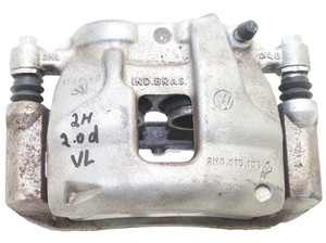 VW Amarok I 2H Doppelkabine 2H0615123 Bremssattel Bremse Vorne Links 2H0615123B