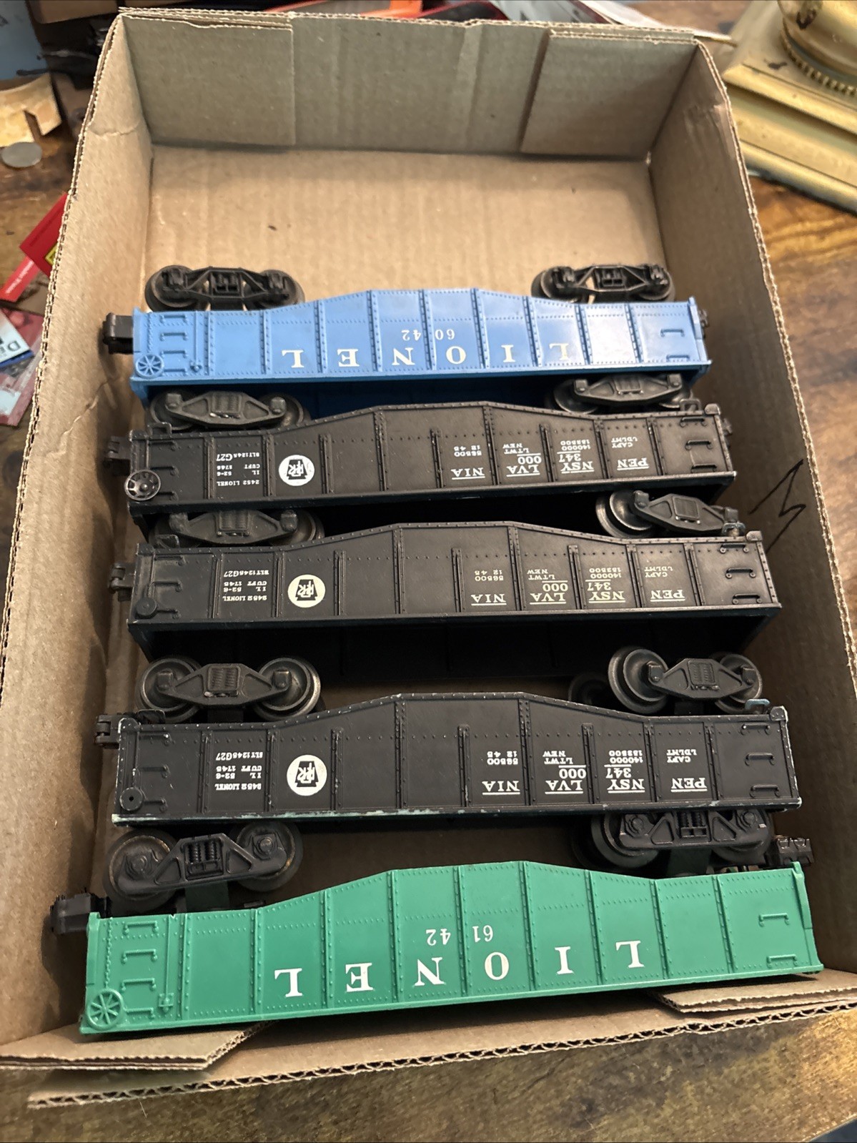 Lot Of 5 Vintage Lionel Train Cars. Gondolas. 347000,6412,6042. As-is