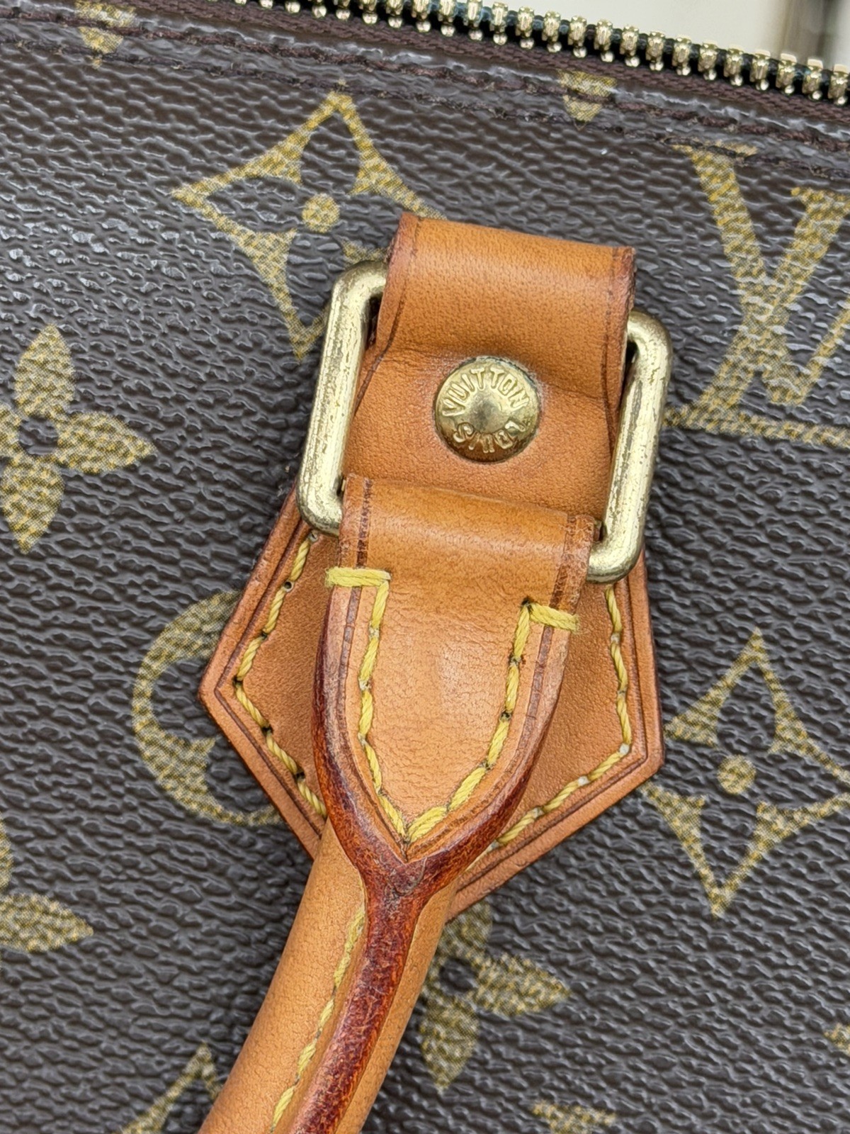 Authentic Louis Vuitton Vintage Monogram Alma Handbag image 7