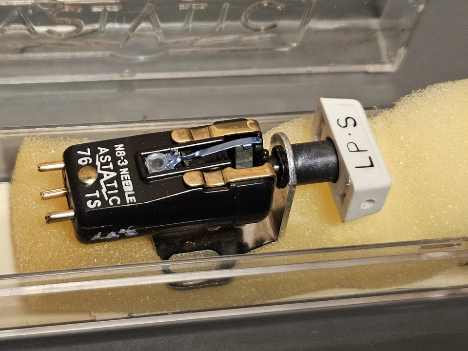 Astatic 76TSB Cartridge with Needle 76TS-TB 60-64 | New Old Stock - Image 2 of 4