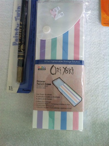 NUEVO Lote de álbum de recortes FISKARS bordeador de papel giratorio 3 hojas juego de estampillas y pintura de espuma - Imagen 8 de 8