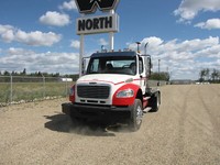 2013 FREIGHTLINER RV HAULER, AUTOMATIC