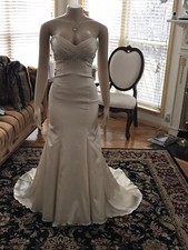 casablanca wedding dress Size 6. Champagne New