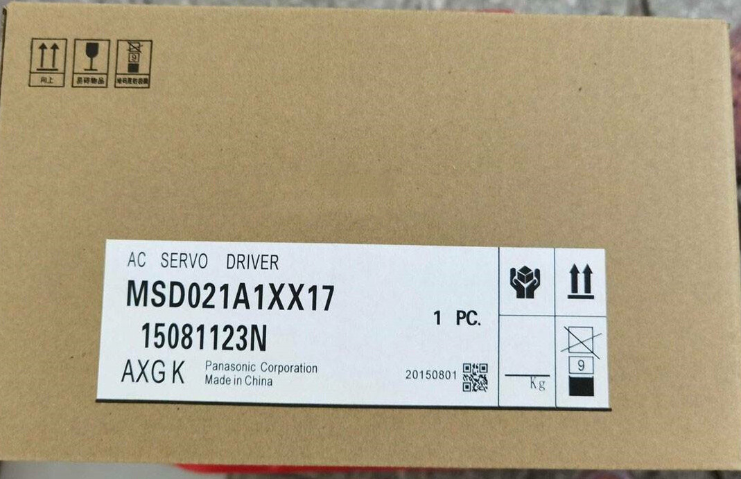 Servocontrolador de CA Panasonic MSD021A1XX17 1 PIEZA nuevo en caja