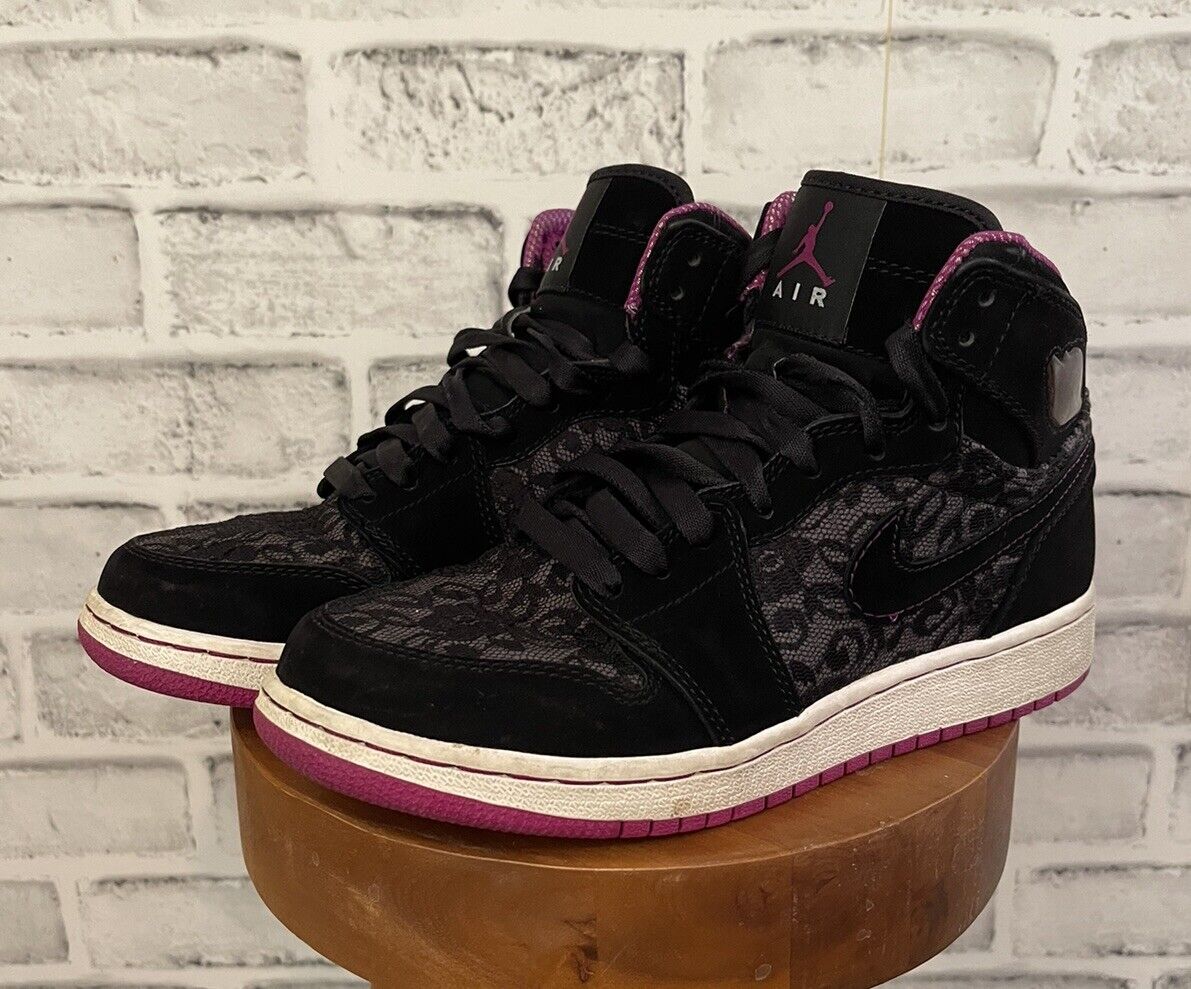 Jordan 1 Retro High GS Black Red Plum 5Y Floral Lace 332148 Jordan 1 Retro High GS Black Red Plum 5Y Floral Lace 332148