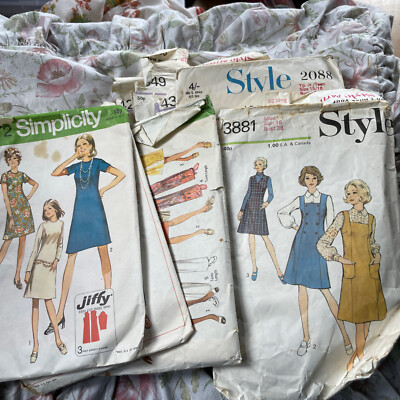 ladies dress patterns uk Vintage sewing 60's 70s dresses Mccalls simplicity 2 dress pattern pieces