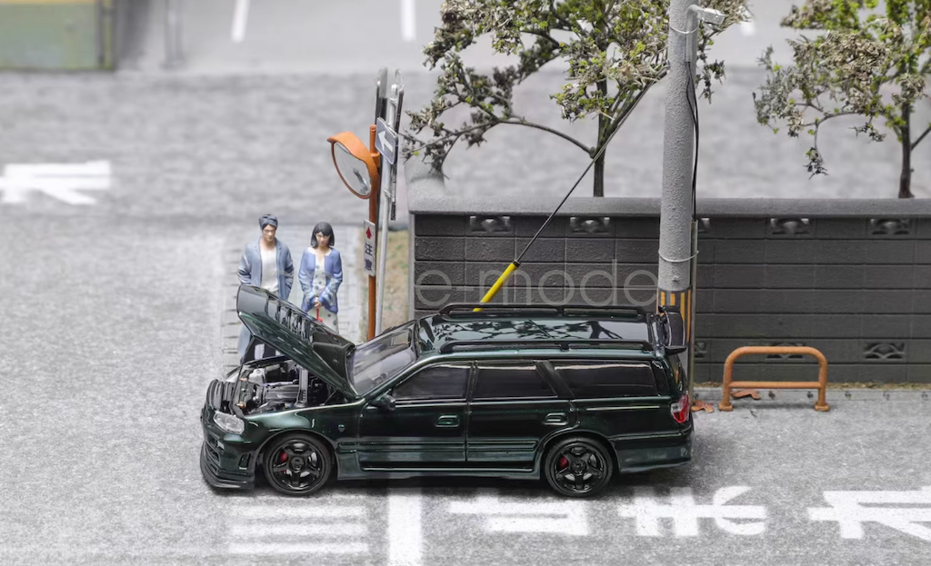 FH 1:64 Dark Green Stagea Wagon Skyline R34 WC34 Diecast Metal Car
