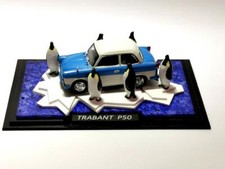 TRABANT P50 - DIORAMA PENGUINS  - RARE - 1:43