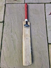 Newbery Krakatoa English Willow size 6 Cricket Bat Used Condition