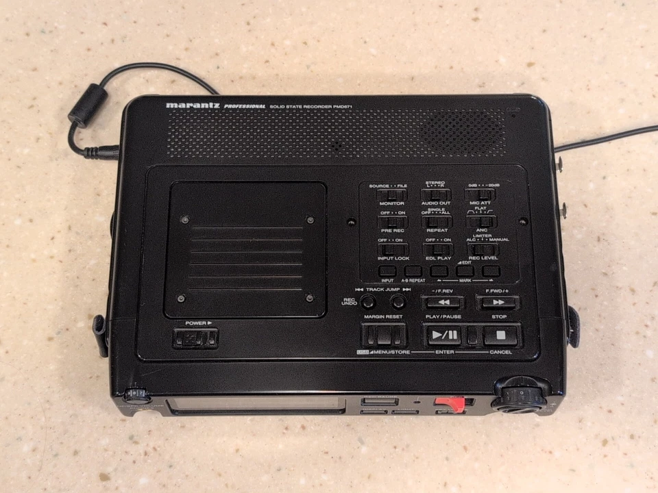 Marantz Solid State Recorder PMD671 Portable W/ Power Cord Flash Card TESTED - Image 3 of 4