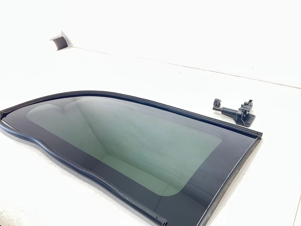 08-16 Chrysler Town & Country Cuarto Trasero Derecho Ventana Vidrio y Actuador Motor Foto 2 de 4