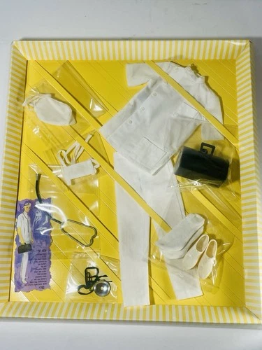 VTG 1960s Barbie DR KEN COMPLETE Outfit & Accessories Mattel #793 Japan ~MINT!