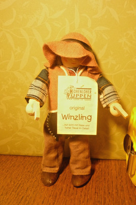 Winzling Biegepuppe Cowboy Neu mit Etikett Versand bitte 3 Hat 2 Colts