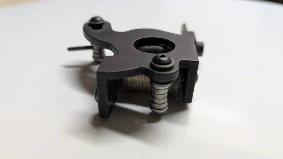 Máquina de tatuaje vintage Foto 3 de 4