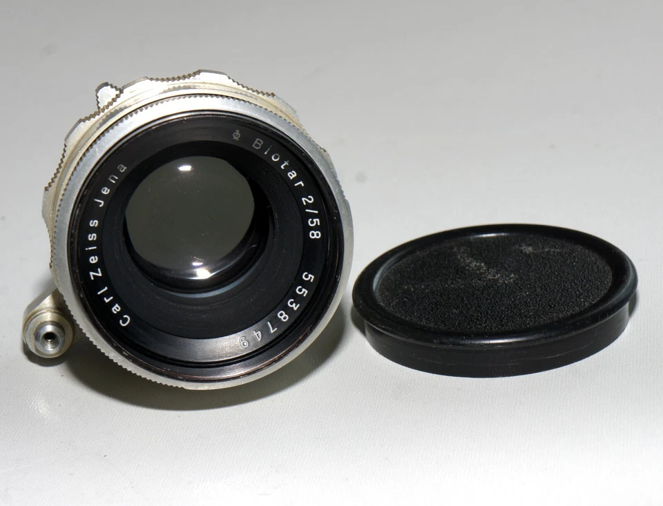 EXC Carl Zeiss Jena Biotar 2/58 Exakta mount Rare Spring Version 10 blades - Image 2 of 4