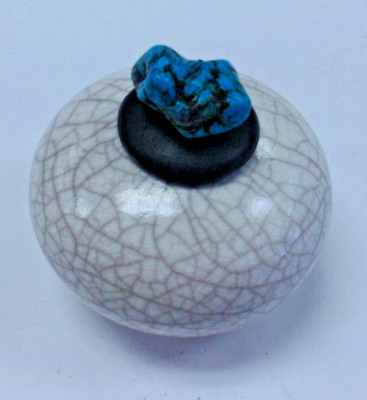 RAKU POTTERY ART WHITE CRACKLE CRYSTAL LID DREAM JAR 2.5'' SIGNED J DILLER 6