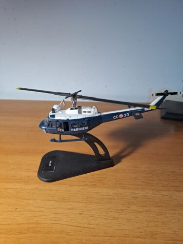 Modellino Auguta-Bell Ab 205 Carabinieri Con Supporto. - Foto 2 di 10