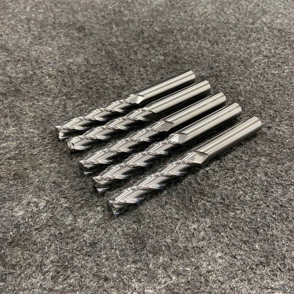 YG1 E5G97982 3 Flute 1/2x21/2x5 Carbide Corner Radius End Mill for