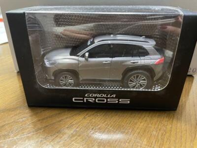 Toyota Corolla Cross Pull Back Car 1/43 Scale Toy Figure Miniature