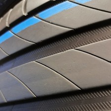 215/55 R17 (98 W), Set Completo (Michelin Primacy 4), DOT 2023