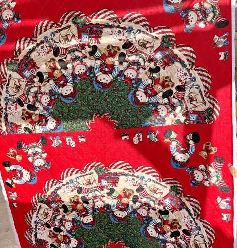 Vintage Quilted Tree Skirt Panel Raggedy Ann & Andy Christmas Decor (Damaged)