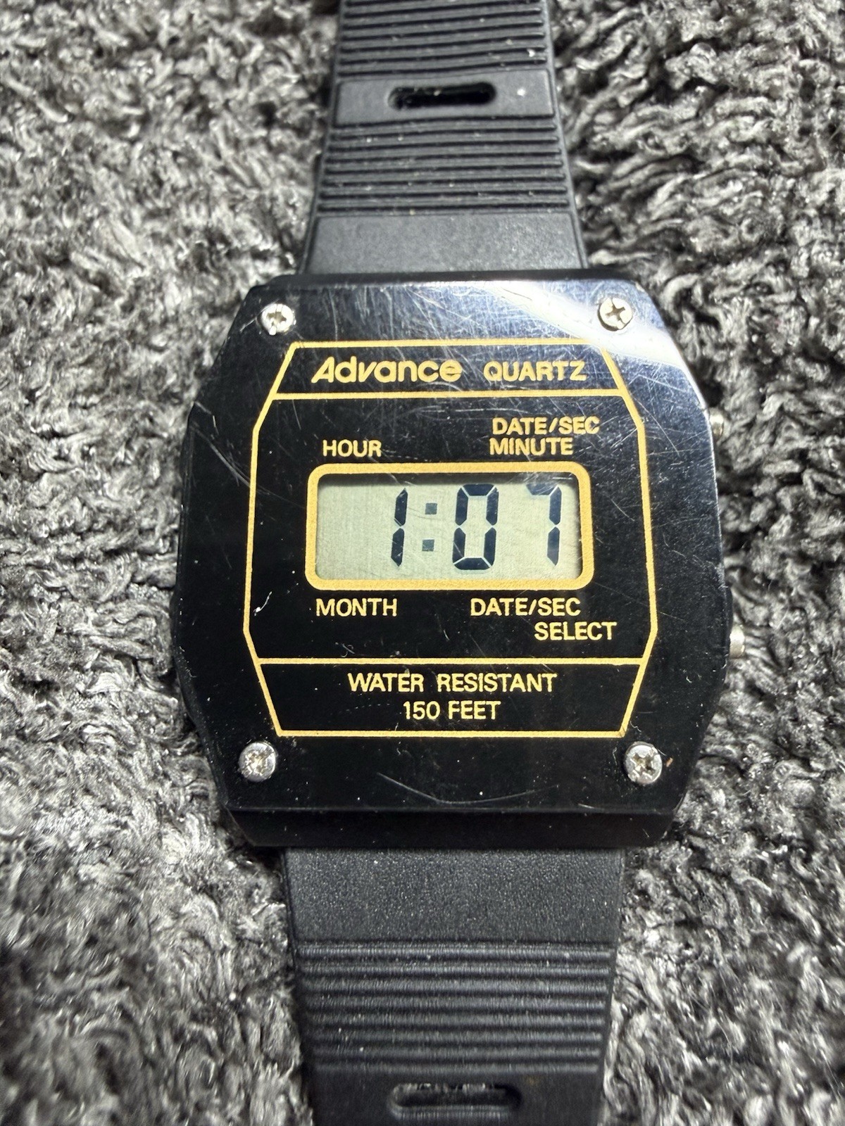 Vintage Advance Digital Wristwatch w/ Wat. Resist. & Quartz Move. Runs.