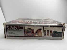 Atari 7800 Video Game System With Accessories & Original Box *READ*