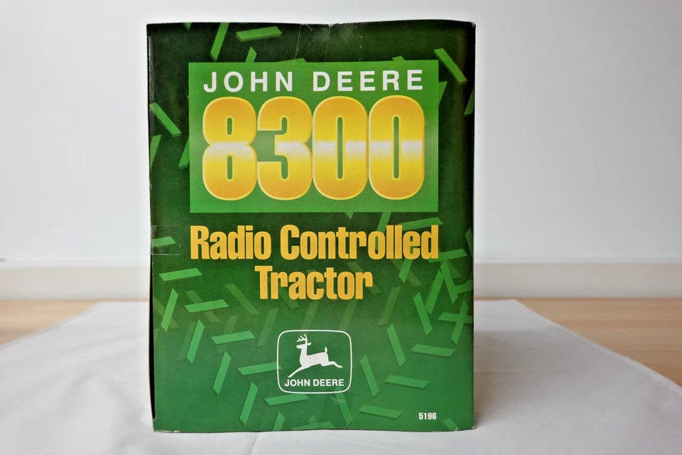 ERTL 5196 8300 John Deere Radio Controlled Tractor  1:16 Scale - Image 4 of 4