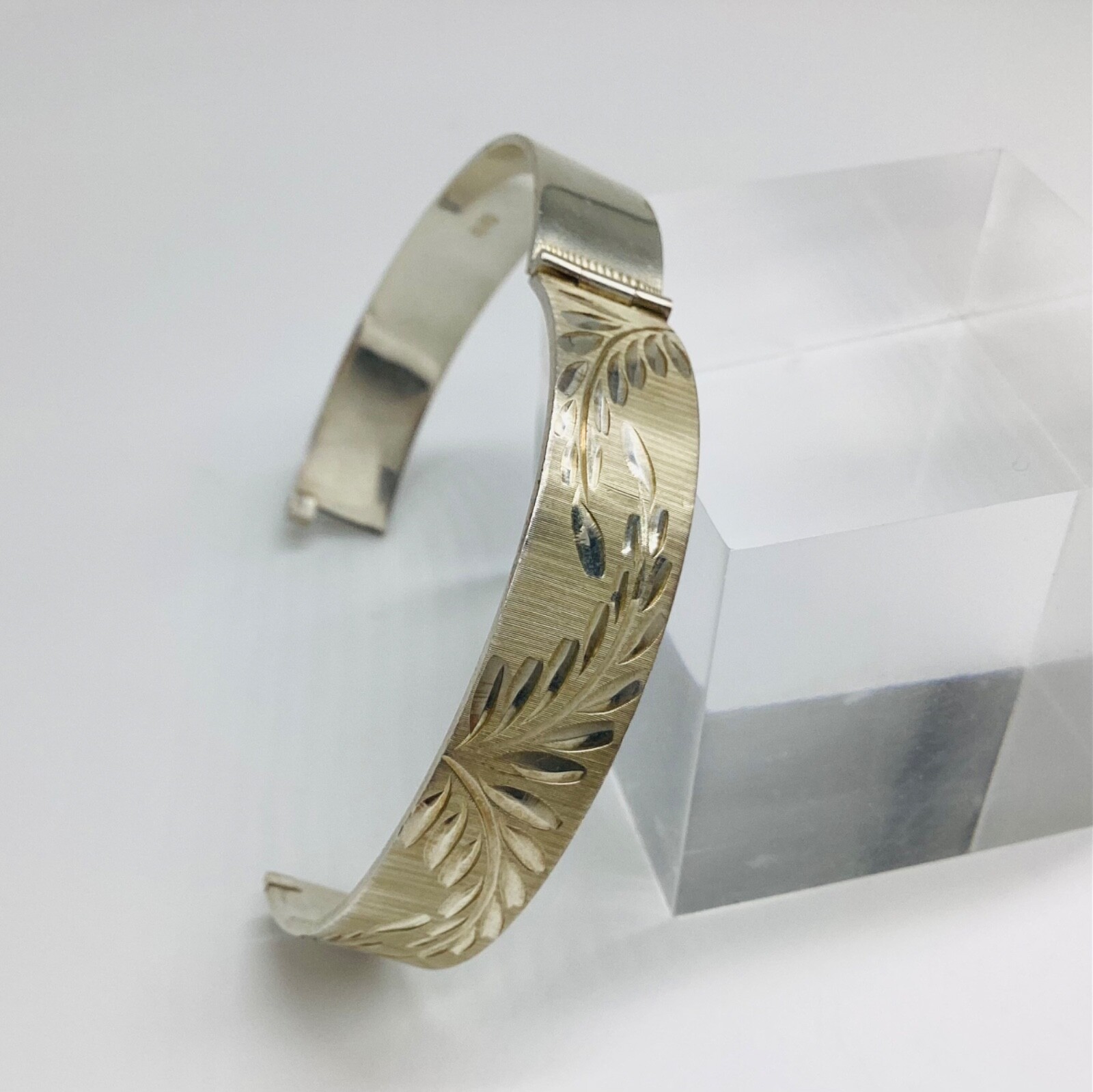 Solid Silver Bangle Hinged Fully Hallmarked 1976 … - image 5