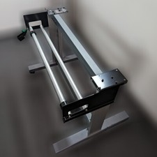 Standfuß für Roland VP-300 mit Rollen