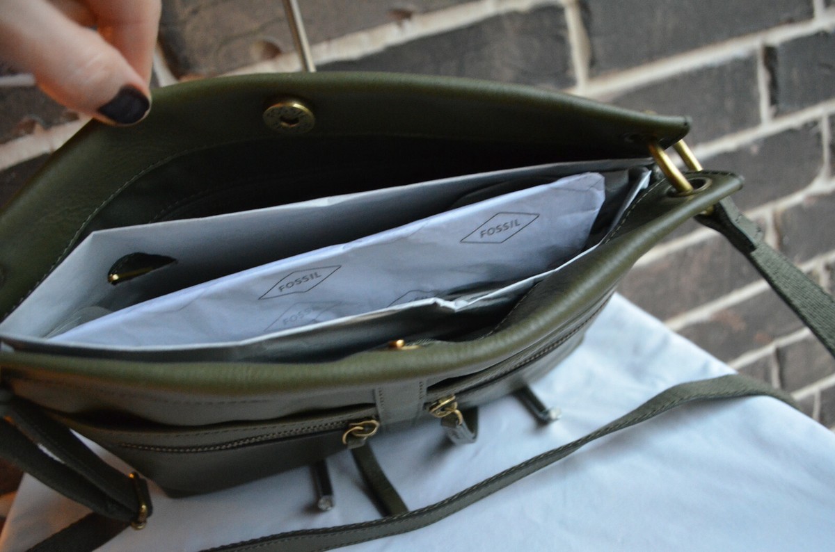 NWT $168 Fossil Caitlyn Crossbody Bag ZB7968311 aloe green NWT $168 Fossil Caitlyn Crossbody Bag ZB7968311 aloe green