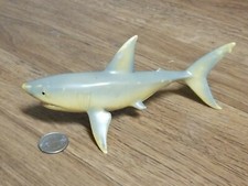 Vintage 2004 Schleich Great White Shark Lifelike Retired 7 Inch