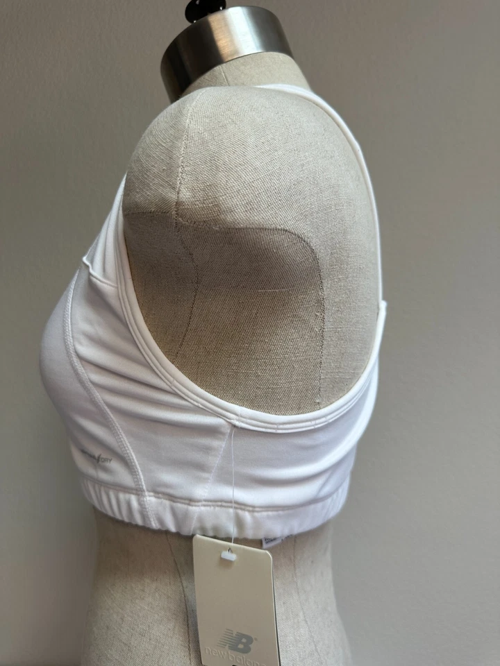 Sutiã esportivo New Balance grande branco NOVO clareador seco sem costura tônico 2.0 crop - Imagem 4 de 4