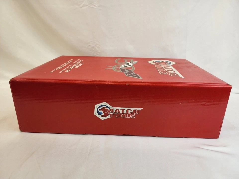 Conjunto de colecionador Matco Tools Corvette edição limitada com certificado de autenticidade escala 1:18 - Imagem 3 de 4