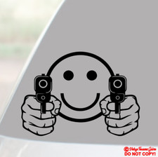 SMILEY FACE POINTING GUNS - VINYL DECAL CAR REAR WINDOW BUMPER STICKER BACK OFF!