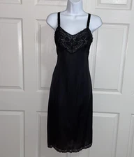 Wonder Maid Vtg 60's Slip Size 36 NON CLING Black Nylon Floral Bodice Lace