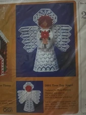 Vtg Creative Circle Kit Christmas Angel Tree Topper Top Yarn Plastic Canvas