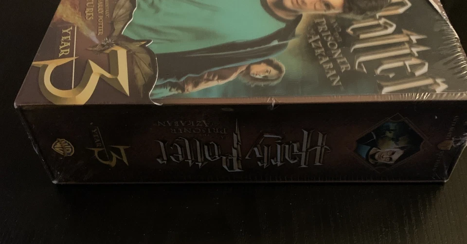 Harry Potter and the Prisoner of Azkaban Year 3 Ultimate Edition DVD Box Set - Image 3 of 4