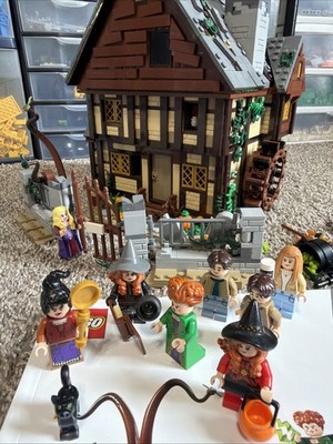 LEGO Disney Hocus Pocus 21341 Set 2316pcs w/ Instructions 99.9% Complete