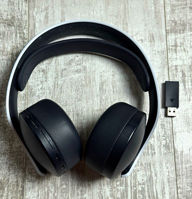 Sony PULSE 3D kabelloses Over-Ear Gaming-Headset Weiß/Schwarz mit USB-Dongle