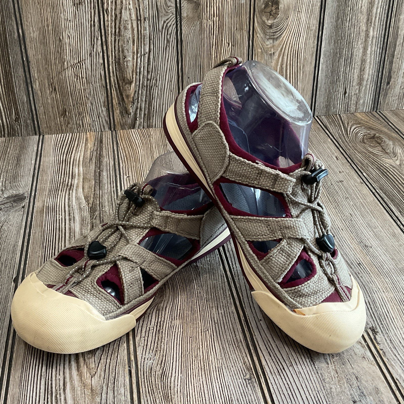 KEEN Coronado sandalo acqua tela vulcanizzata donna 8 5 marrone bordeaux scarpe da trail