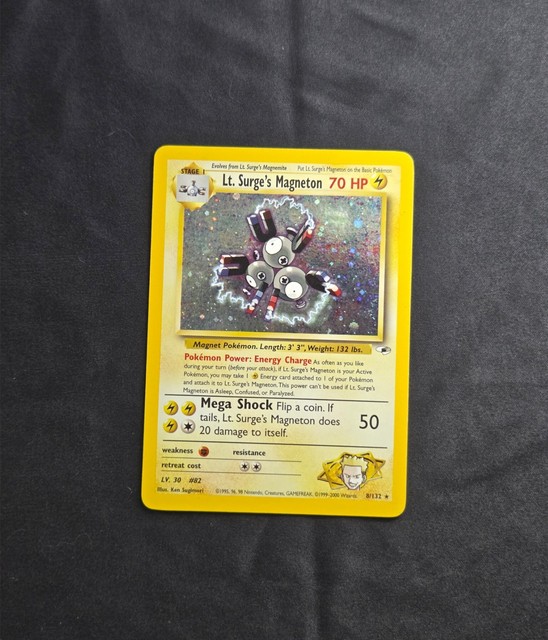 Lt. Surge's Magneton #8 (Gym Heroes (2000))