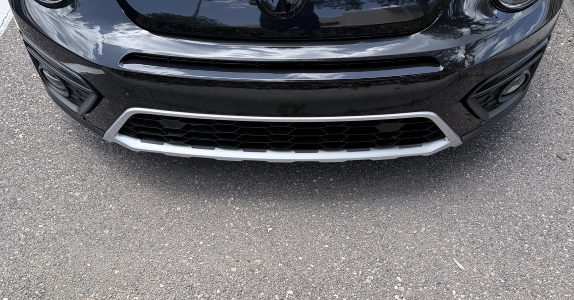 Genuine Volkswagen Lower Grille 5C5-853-671-AA-ZLL